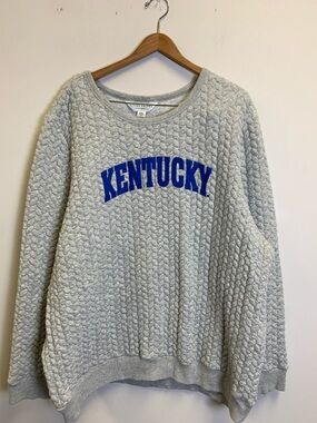Flying Colors Kentucky Quilted Crewneck Sweatshirt - Light Gray